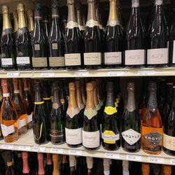 Gillette Ridge Wine & Spirits