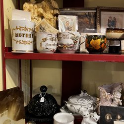 The 3 Weird Sisters Studio