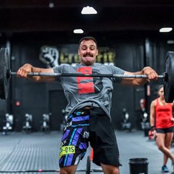 Reach Athletics - Reach Barbell Club will help you become stronger, more confident and comfortable when it comes to using lifts that utilize the barbell.