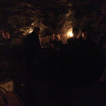 Gordon's Wine Bar - Wine Bars Near Me - London, XGL