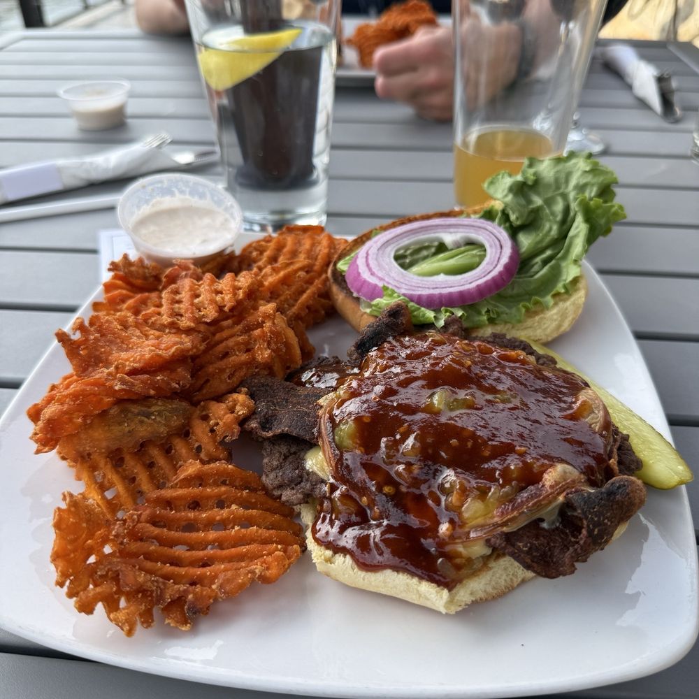 Allegheny Grille - Burger - American Near Me - Foxburg, Pennsylvania Allegheny Grille - Burger - American Near Me - Foxburg, Pennsylvania