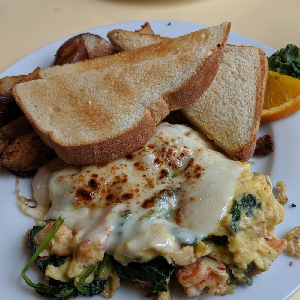 Carson's Store - Lobster, spinach and provolone cheese! - Breakfast & Brunch Near Me - Noank, Connecticut