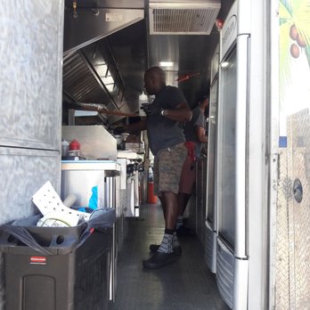 Di Big Jerk - Food Trucks Near Me - Sunrise, Florida Di Big Jerk - Food Trucks Near Me - Sunrise, Florida