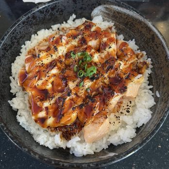 Domo Cafe Kahala - Sushi Bars Near Me - Honolulu, Hawaii Domo Cafe Kahala - Sushi Bars Near Me - Honolulu, Hawaii