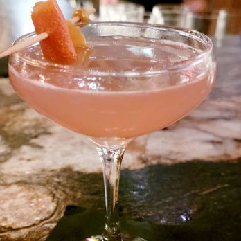 CW's Gin Joint - Peaches Be Crazy - Cocktail Bars Near Me - Tampa, Florida CW's Gin Joint - Peaches Be Crazy - Cocktail Bars Near Me - Tampa, Florida