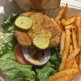 Pucker Up Vegan Eatery - Chicken sandwich - Vegan Near Me - Cocoa, Florida Pucker Up Vegan Eatery - Chicken sandwich - Vegan Near Me - Cocoa, Florida