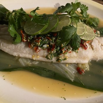 Saranrom Thai - Thai Near Me - Elmhurst, New York
