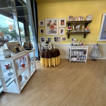 Nothing Bundt Cakes - Desserts Near Me - Houston, Texas
