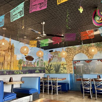 Curra's Grill - Oltorf - Inside - Mexican Near Me - Austin, Texas Curra's Grill - Oltorf - Inside - Mexican Near Me - Austin, Texas