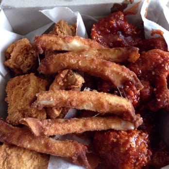 Itchy Butt - Half and half: fried chicken and Korean sesame - Korean Near Me - Honolulu, Hawaii Itchy Butt - Half and half: fried chicken and Korean sesame - Korean Near Me - Honolulu, Hawaii