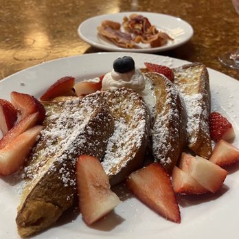 Kiki's - Very tasty French Toast and bacon - Cocktail Bars Near Me - Fort Lauderdale, Florida Kiki's - Very tasty French Toast and bacon - Cocktail Bars Near Me - Fort Lauderdale, Florida