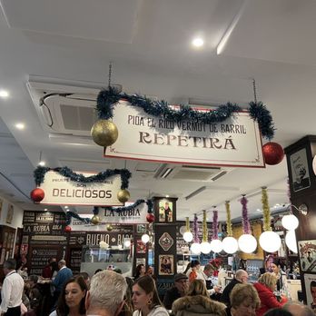 Casa Lola - Inside - Spanish Near Me - Malaga, Massachusetts