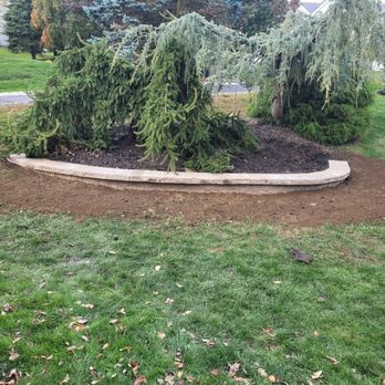 Master Designs Landscaping & Construction - Retaining wall on the front yard. - Landscaping Near Me Master Designs Landscaping & Construction - Retaining wall on the front yard. - Landscaping Near Me