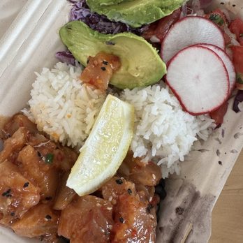 Hook Fish - Poke plate - Seafood Near Me - San Francisco, California Hook Fish - Poke plate - Seafood Near Me - San Francisco, California