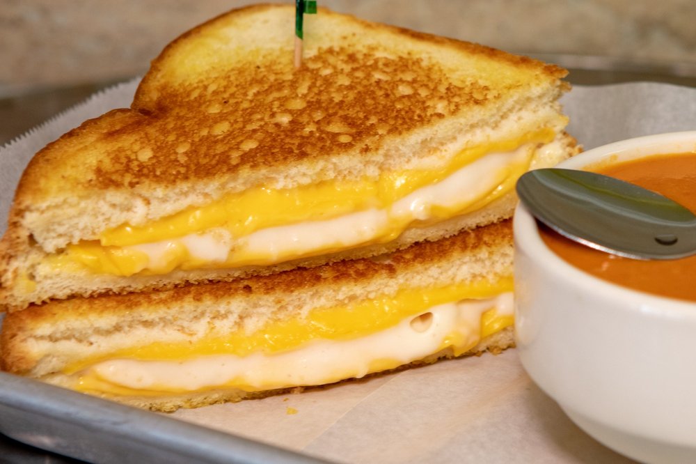 ABSOLUTELY CHEEZEE Updated September 2024 194 Photos & 211 Reviews 1064 Ocean Shore Blvd