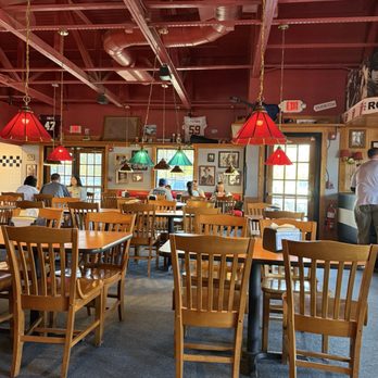 Fuddruckers - American Near Me - Ashburn, Virginia Fuddruckers - American Near Me - Ashburn, Virginia