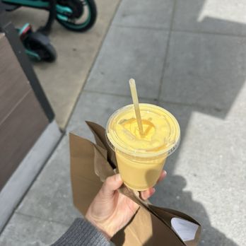 Fava Restaurant - Mango lassi - Salad Near Me - Berkeley, California