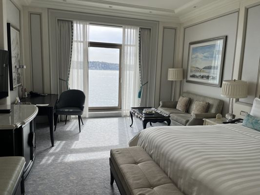 Shangri-La Bosphorus, Istanbul by null