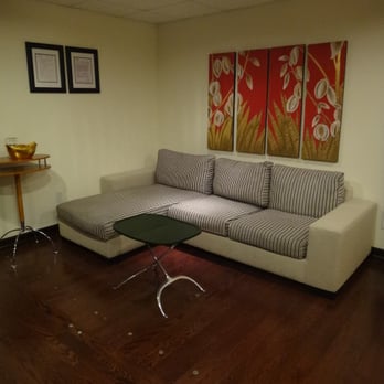 Royal Yun Wellness Spa - Waiting Area - Skin Care Near Me - Flushing, New York