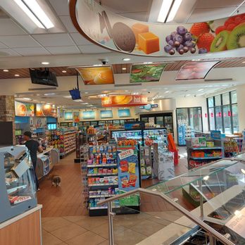 RaceTrac - Gas Stations Near Me - Oviedo, Florida