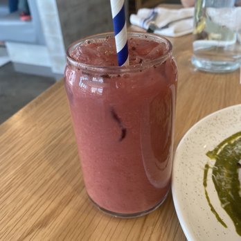 Bluestone Lane Armonk Café - Iced Beet Latte - Coffee & Tea Near Me - Armonk, New York