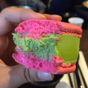 Boiling Point - matcha ice cream macaron - Taiwanese Near Me - Bellevue, Washington