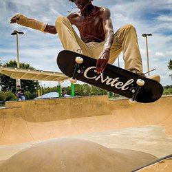 Lakeland Skatepark at Lake Bonny - Getting some air