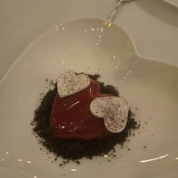 Le Kliff - Anniversary dessert - Seafood Near Me - Boca de Tomatlán, JAL Le Kliff - Anniversary dessert - Seafood Near Me - Boca de Tomatlán, JAL