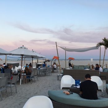 ICONA Beach Bar Diamond Beach - Music Venues Near Me - Wildwood, New Jersey