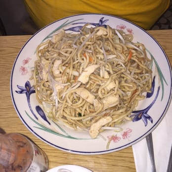 Sam's Cafe - chow mien for breakfast he said it was good,I didn't agree I did taste this.not a fan of large chow mien noodles,lacked flavor - Chinese Near Me - Stockton, California Sam's Cafe - chow mien for breakfast he said it was good,I didn't agree I did taste this.not a fan of large chow mien noodles,lacked flavor - Chinese Near Me - Stockton, California