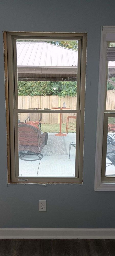 Slide of Hundone Contracts