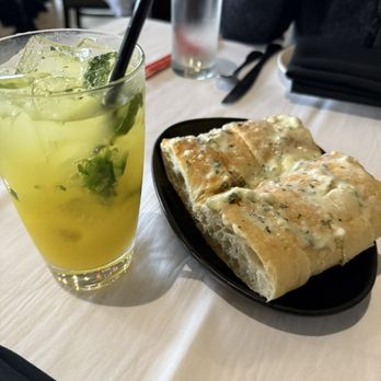 Skates On The Bay - Seafood Near Me - Berkeley, California