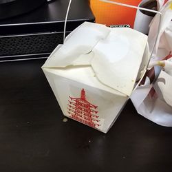 China Wok - Oil all over everything
