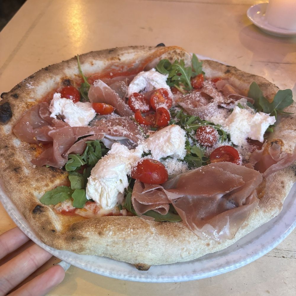 THE BEST 10 Italian Restaurants Trending near DE LIMIET 22C, 4131 NR  VIANEN, THE NETHERLANDS - O'Pannuozo, Piccola Italia, Italiaans Restaurant  Mama Mia - Updated 2026 - Yelp, image size:1000x1000