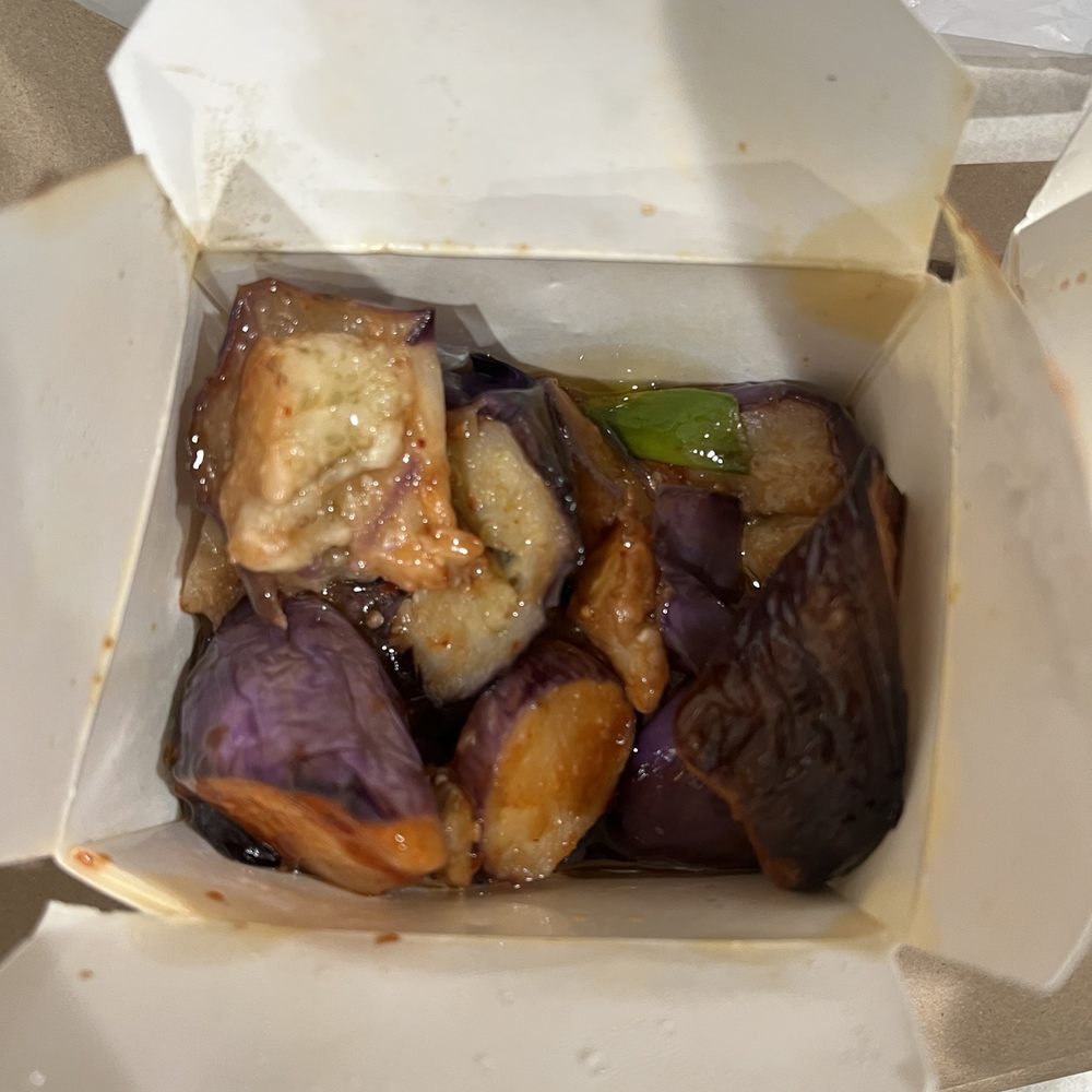 Hunan Spring - Eggplant with garlic sauce - Chinese Near Me - Evanston, Illinois Hunan Spring - Eggplant with garlic sauce - Chinese Near Me - Evanston, Illinois