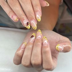Happy Nail Spa