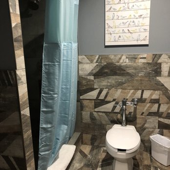 Rodeway Inn Waterford - New London - Hotels Near Me - Waterford, Connecticut
