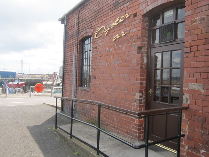 MACCALLUM’S OYSTER BAR Updated October 2024 Harbour Road, Troon