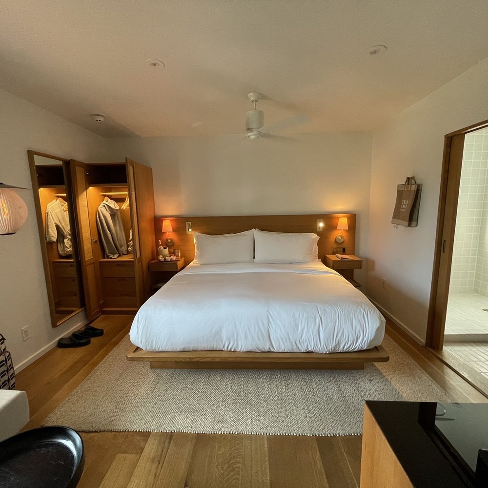 Hotel Joaquin - Room 10 - Hotels Near Me - Laguna Beach, California