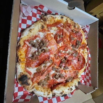 Popitos - Meatza - Pizza Near Me - Charlottesville, Virginia