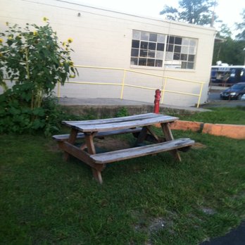 Black Mountain Cider + Mead - Outdoor seating - Meaderies Near Me - Black Mountain, North Carolina Black Mountain Cider + Mead - Outdoor seating - Meaderies Near Me - Black Mountain, North Carolina
