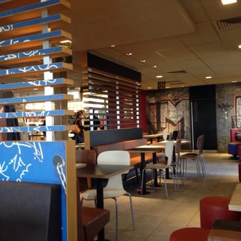 McDonald's - Dining area zone 4 - Fast Food Near Me - Bourges, 18 McDonald's - Dining area zone 4 - Fast Food Near Me - Bourges, 18