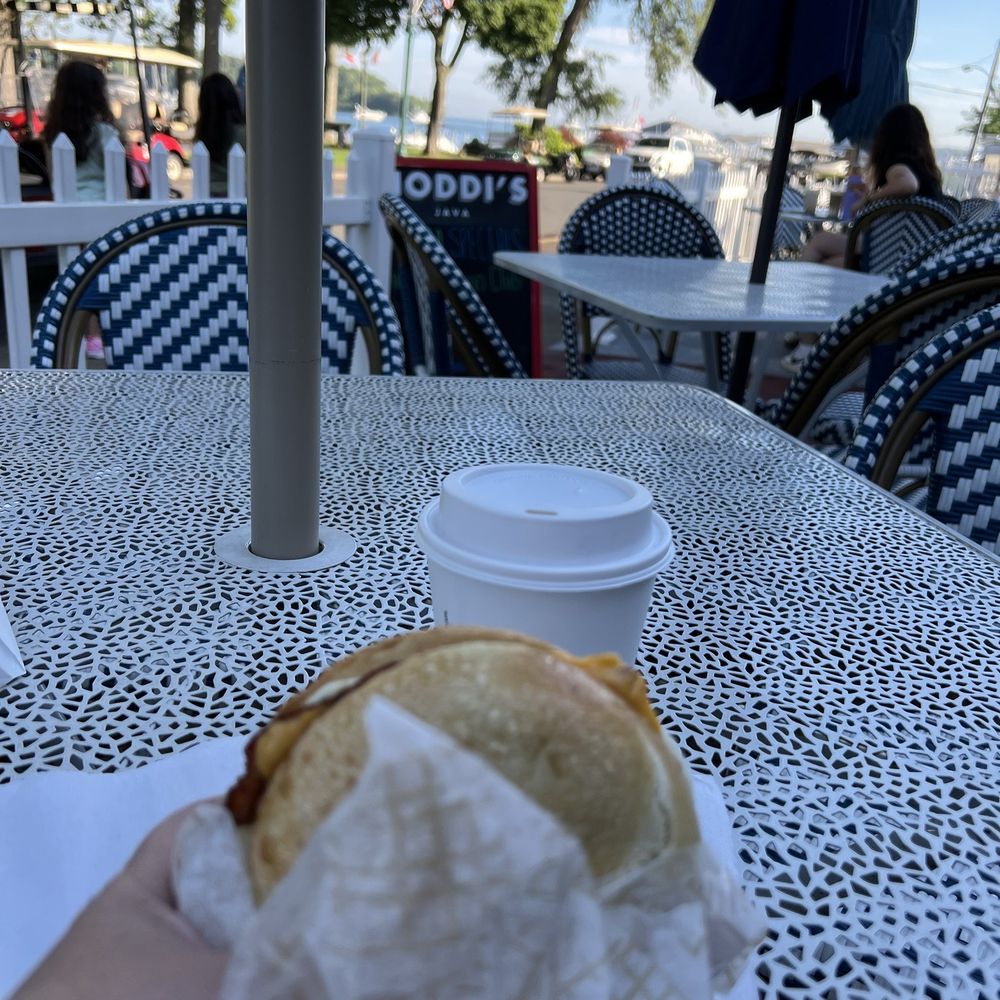 Bacon egg and cheese bagel with chai tea latte