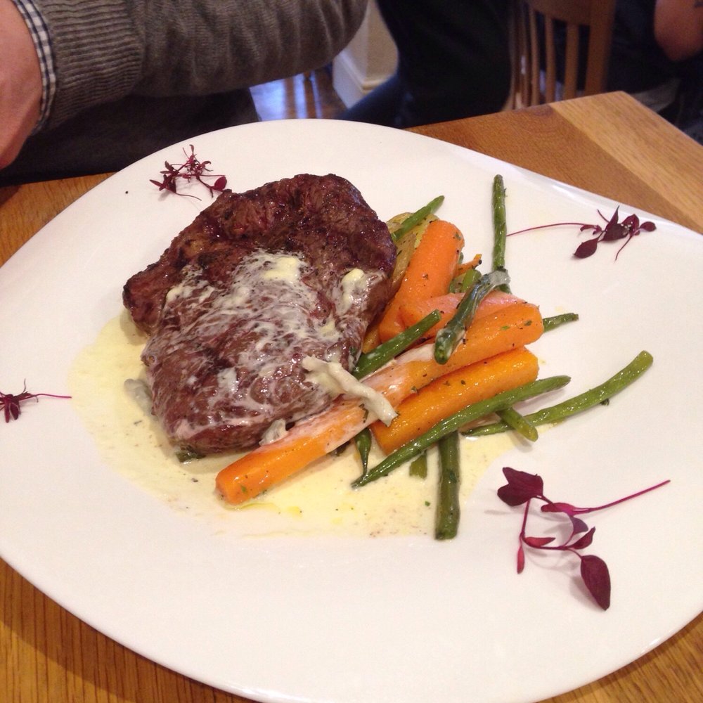 El Castello - Steak with Gorgonzola cream sauce was perfectly cooked and full of flavour. - Italian Near Me - Odiham, HAM