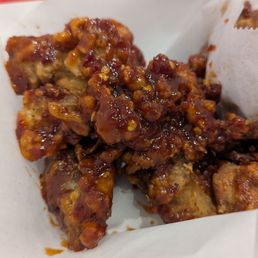Sweet Spicy sauced boneless wings Sweet Spicy sauced boneless wings