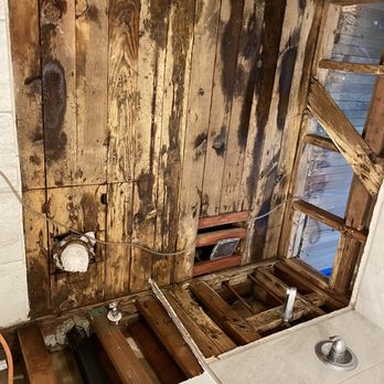 Quantum water damage - Remediation process. - Damage Restoration Near Me