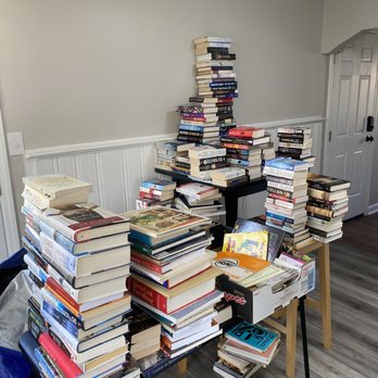 Text On Paper - Used Bookstore Near Me Text On Paper - Used Bookstore Near Me