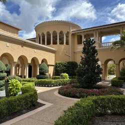 The Ritz-Carlton Spa - Beautiful exterior leading to the spa