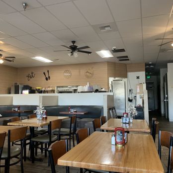 Scrambled - Inside seating - Breakfast & Brunch Near Me - Bakersfield, California