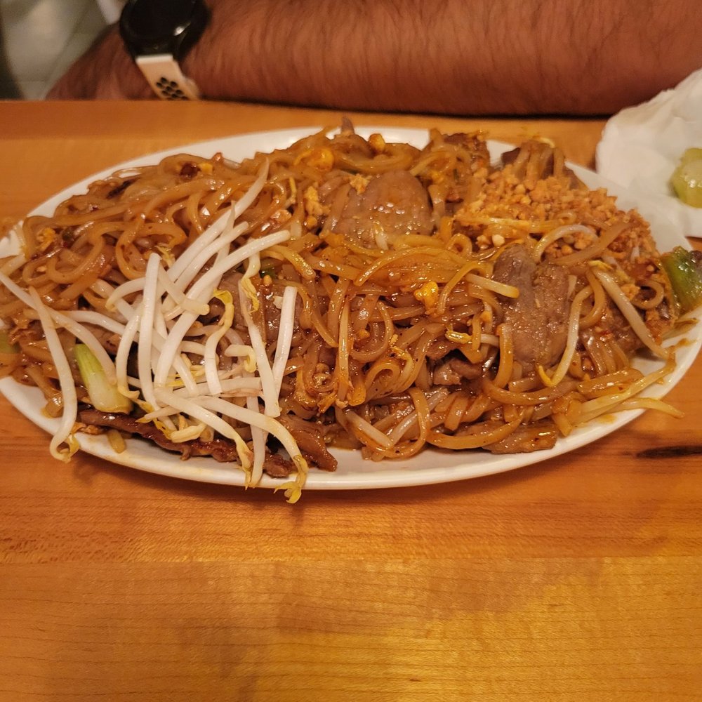 Mint Thai Kitchen - Pad thai - Thai Near Me - Houston, Texas Mint Thai Kitchen - Pad thai - Thai Near Me - Houston, Texas